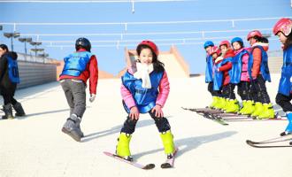 深圳灯市口小学：让冰雪运动走进学校资源带