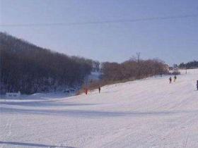 深圳延庆阳光雪山城堡滑雪场
