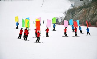 深圳万龙八易滑雪场